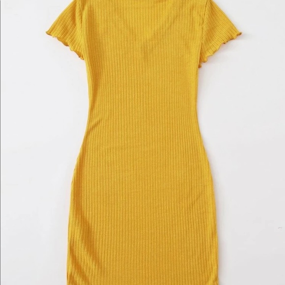 V-Neck Body Con Yellow Dress - Picture 2 of 6